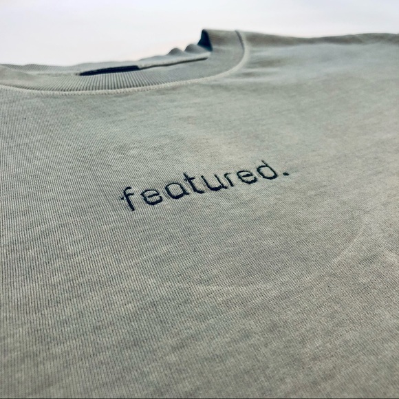 featured. shirt - Picture 2 of 5